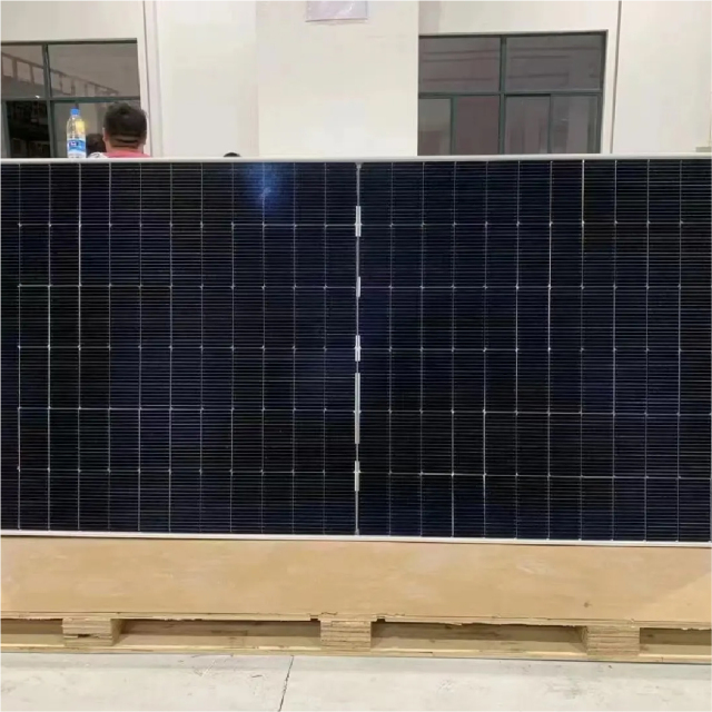 photovoltaic panel 580-605W