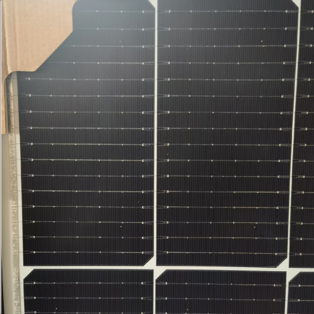 photovoltaic panel 700W